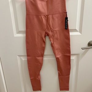 SOLD - Set Active x Ouai Leggings